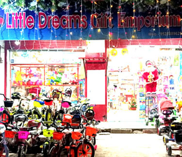 General Store in Haridwar Road, Rishikesh, Dehradun, Uttarakhand, India